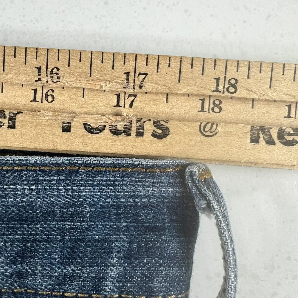 Levi's Jean Shorts Men's 35* 569 Loose Blue Cut Off Faded Denim Jorts Tag 34